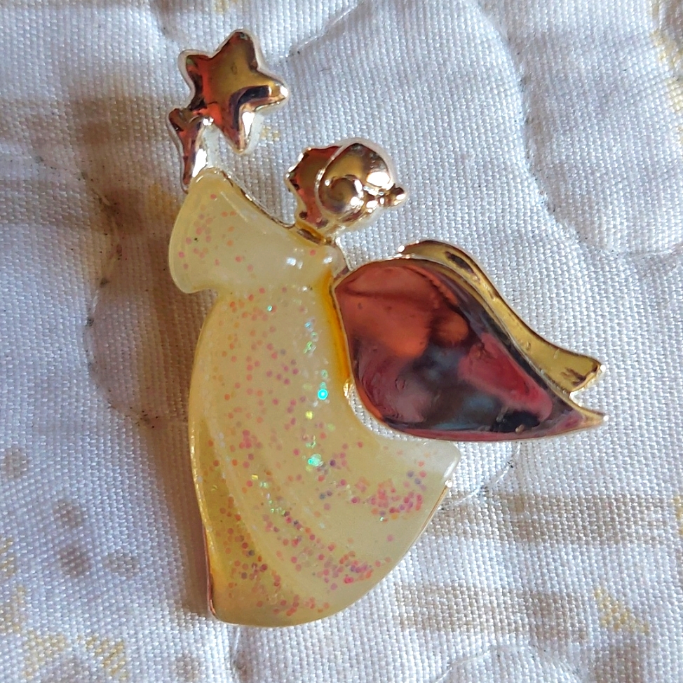 Aai Vintage Angel Pin